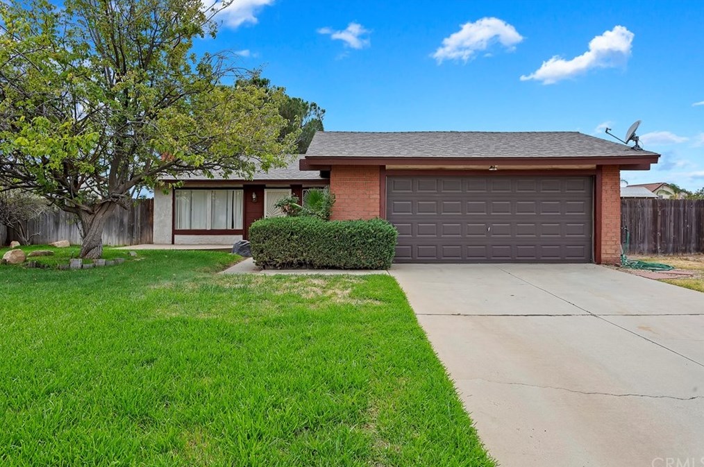 13703 New Haven Dr, Moreno Valley, CA 92553-3481