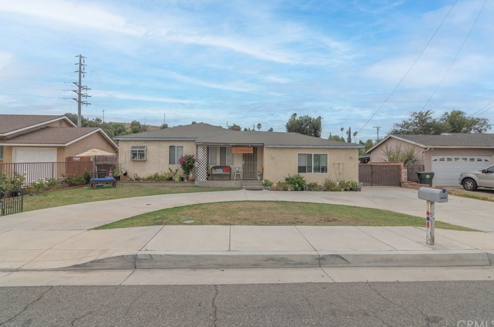 3564 Valley Way, Riverside, CA 92509