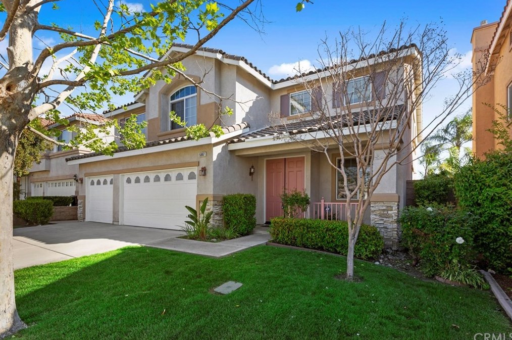 5887 Seminole Way, Fontana, CA 92336-5688