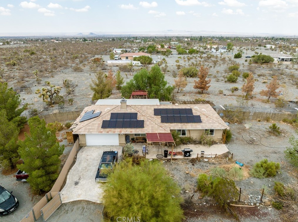 2624 Goss Rd, Pinon Hills, CA 92372-9388