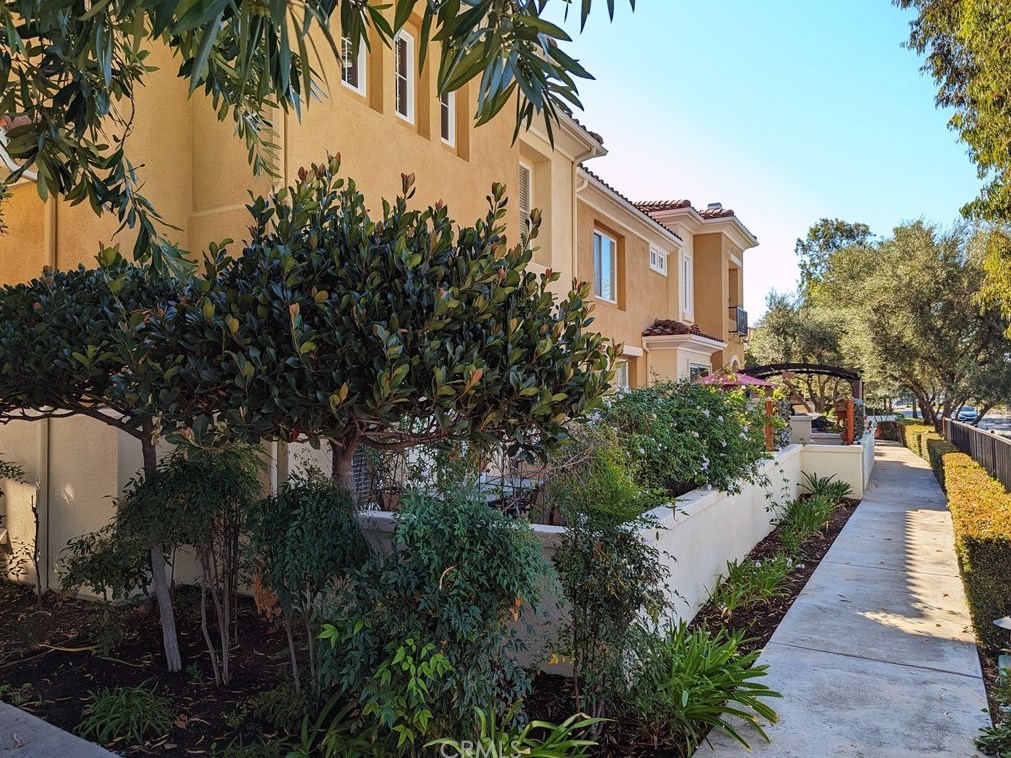 103 Via Vicini #121, Trabuco Canyon, CA 92688