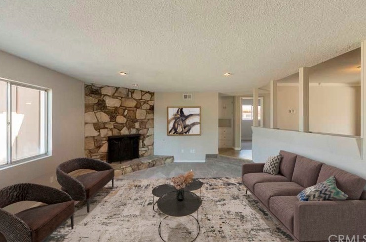 17355 Filbert St, Fontana, CA 92335-5901