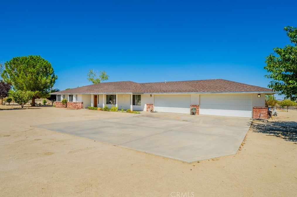12533 Oasis Rd, Pinon Hills, CA