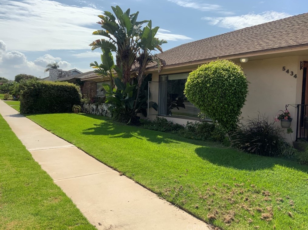 5434 57th St, Los Angeles, CA 90056-1033