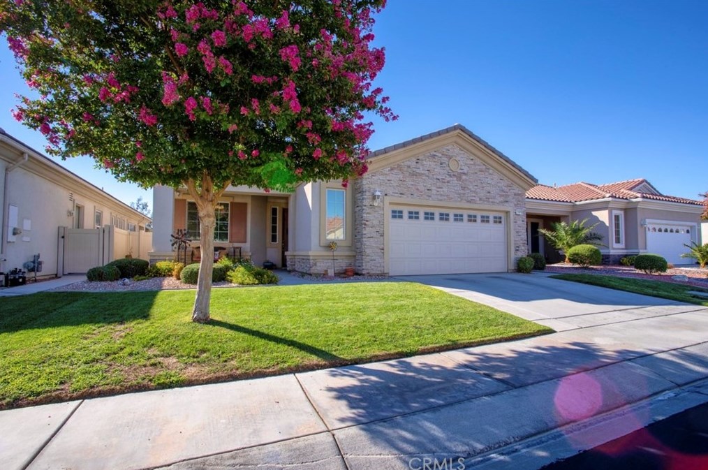 11050 Kelvington Ln, Apple Valley, CA 92308-3635