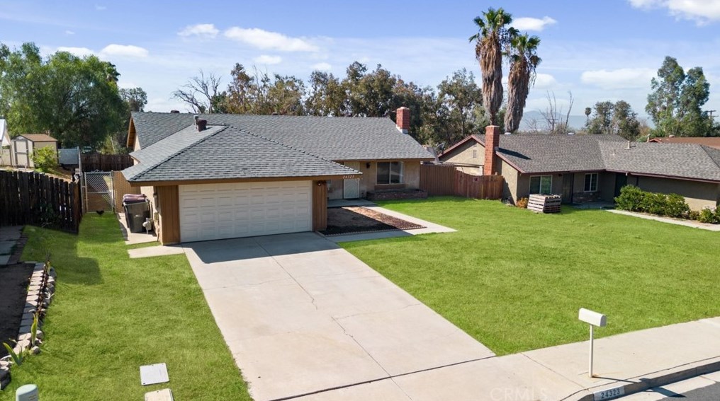 24323 Chippewa Trl, Moreno Valley, CA 92557-5017
