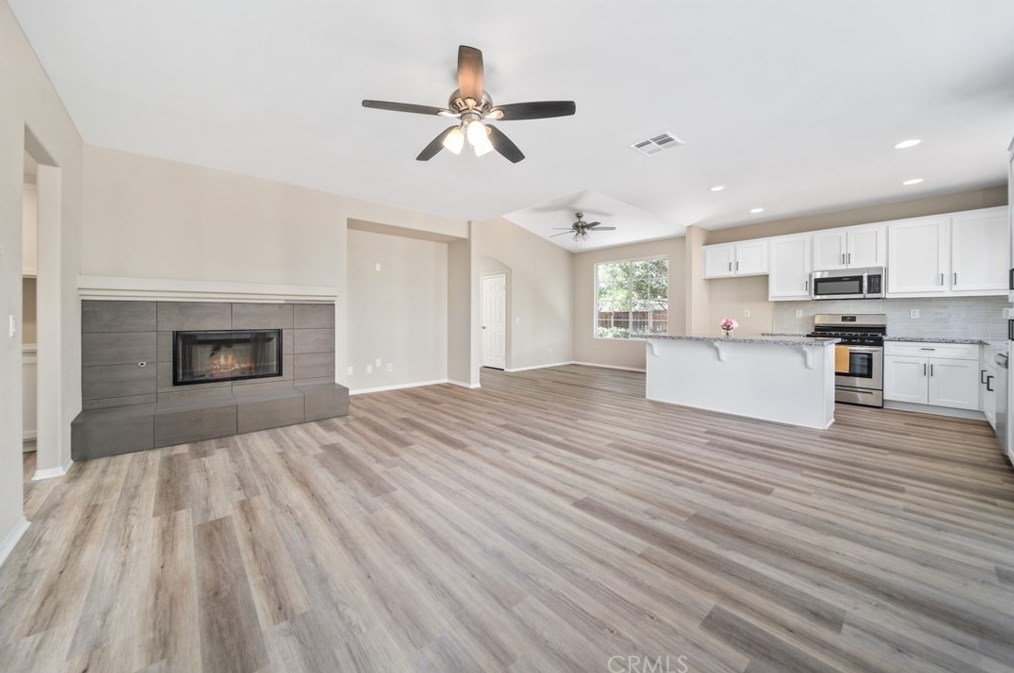 1193 Roadrunner Ave, San Jacinto, CA 92582