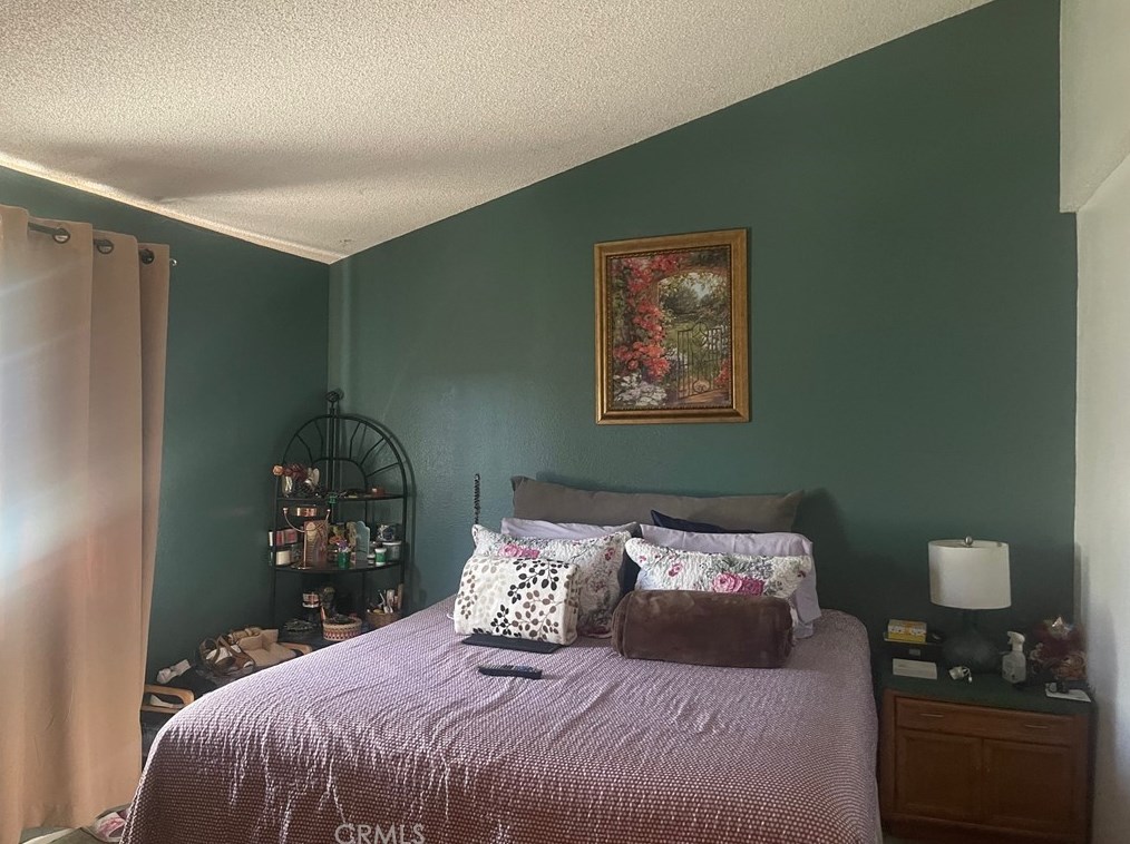 25051 Billie Dr, Moreno Valley CA 92553-7190 exterior