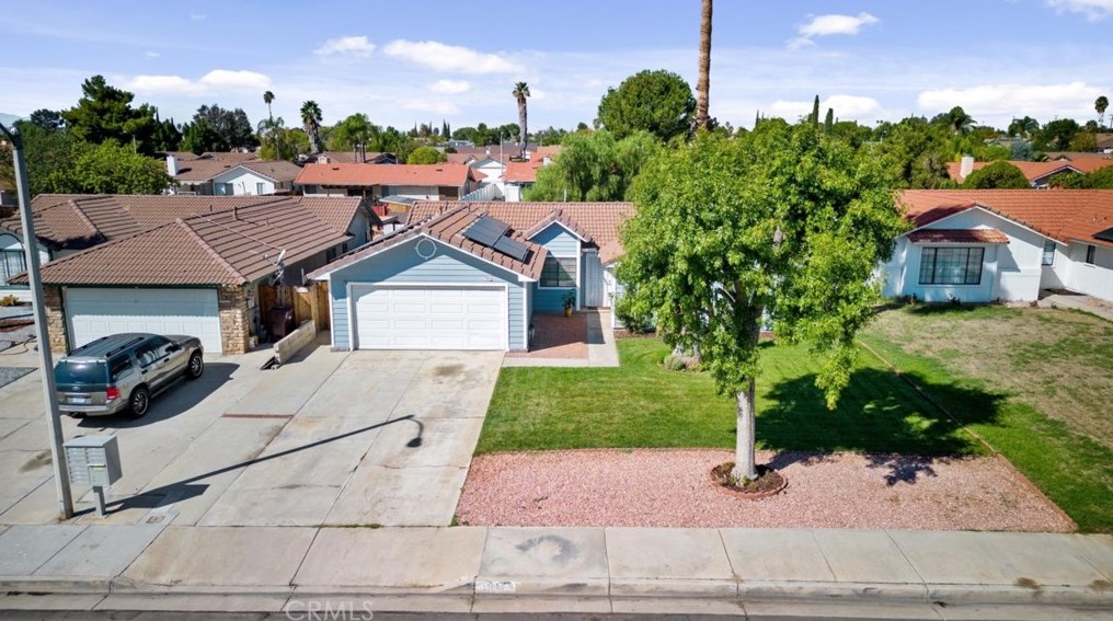 13685 Rockcrest Dr, Moreno Valley, CA 92553-3423