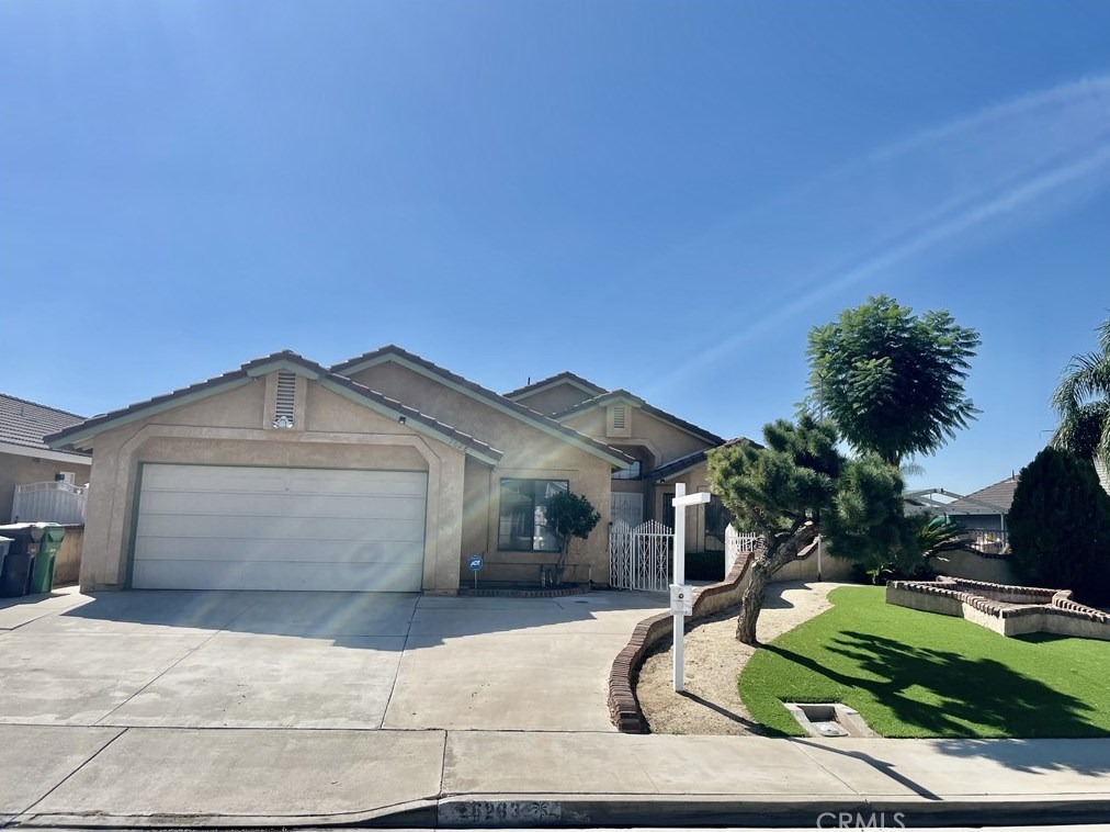 26283 Alturas Creek Dr, Moreno Valley CA  92555-2447 exterior