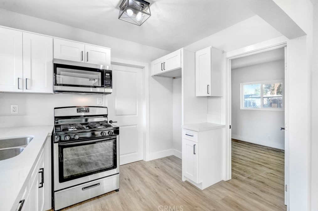906 Allen St, Banning, CA 92220-2706