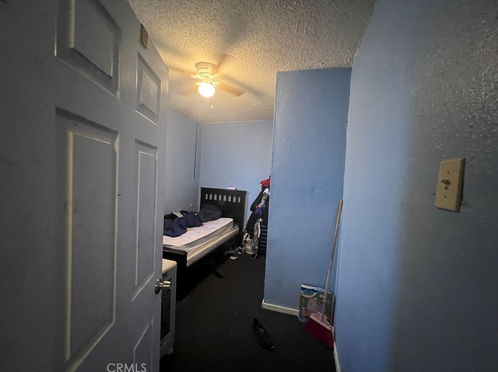 8129 Crockett, Los Angeles CA  90001-3526 exterior