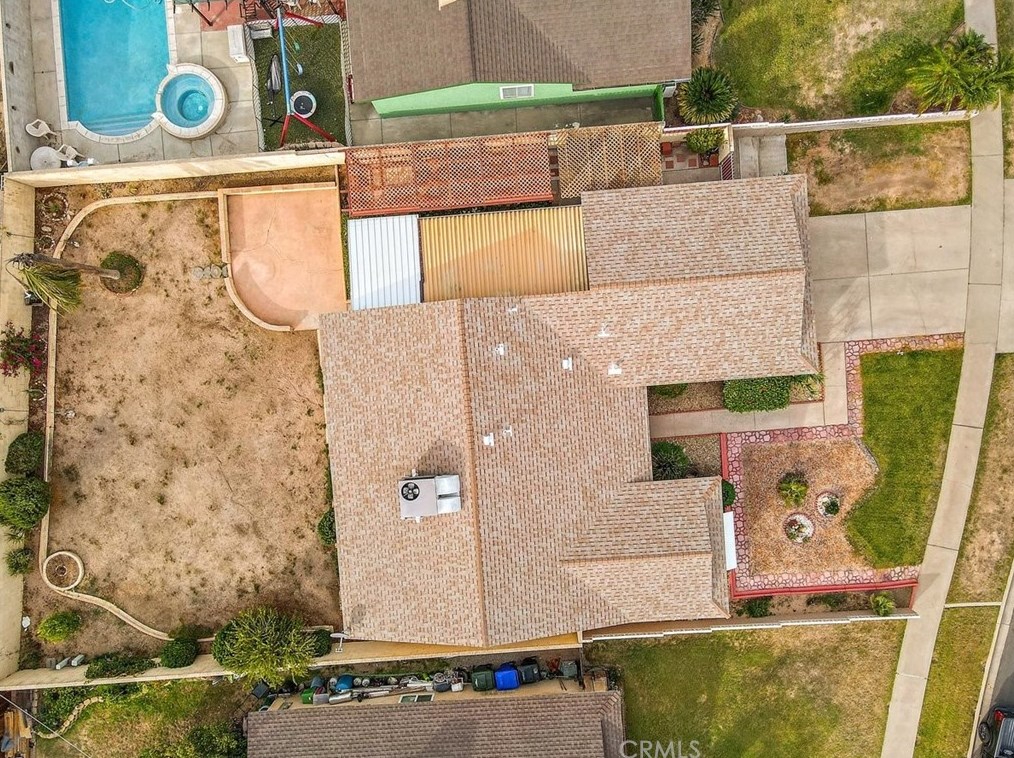 6990 Vine St, Highland, CA 92346-2953