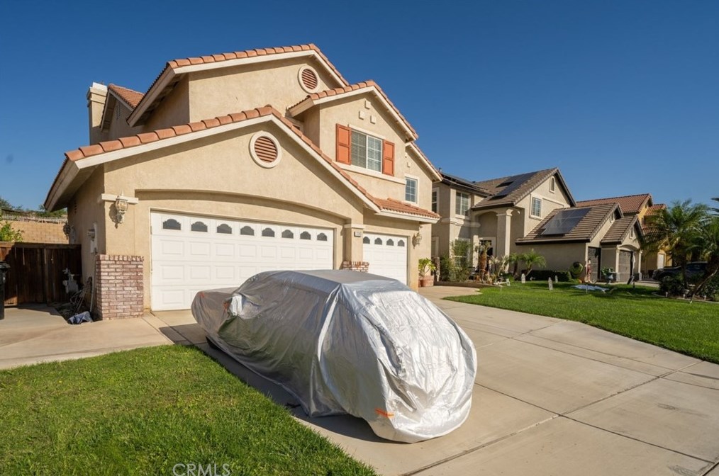 7393 River Glen Dr, Riverside, CA 92509