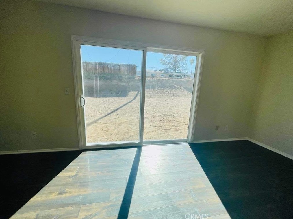 1528 Sunrise Rd, Barstow CA  92311-5557 exterior