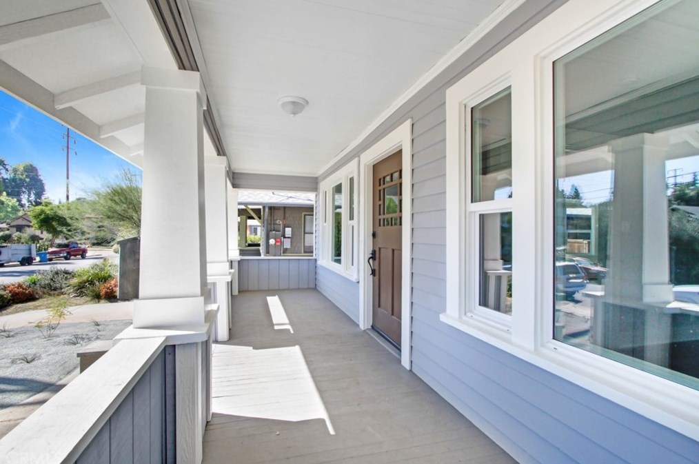 5617 Aldama St, Los Angeles, CA 90042-2538