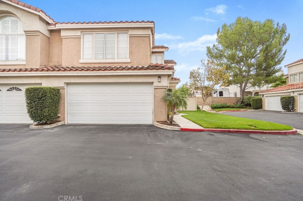 2051 Via Como Ct, Corona, CA 92881-7203