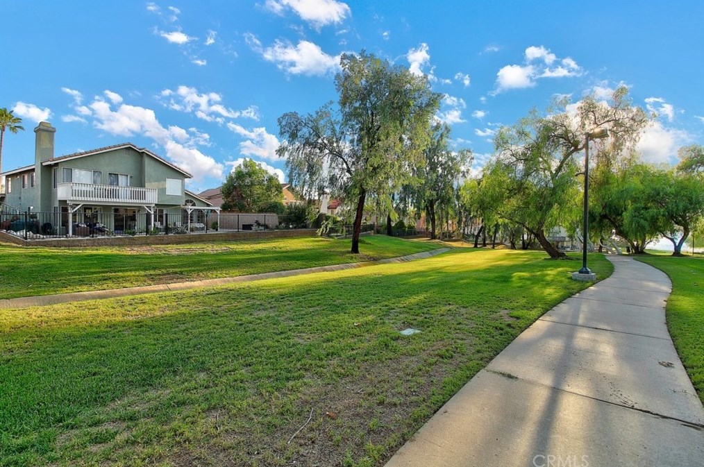 23902 Brittlebush Cir, Moreno Valley CA  92557-2932 exterior