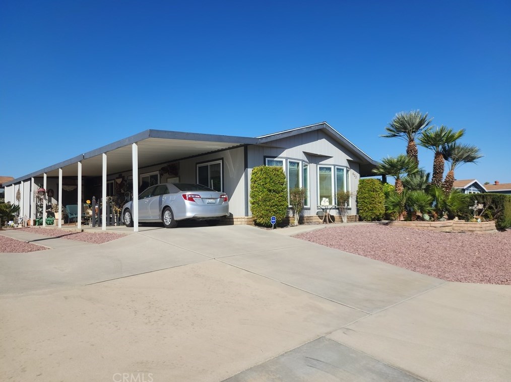 622 Roadrunner Way, Perris, CA 92570