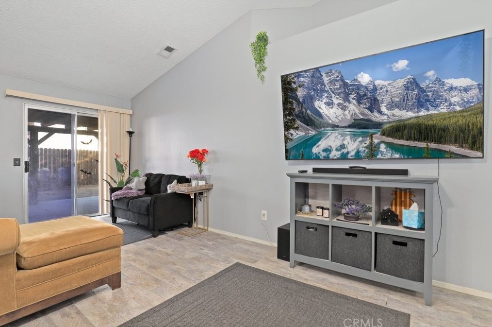 23710 Mark Twain, Moreno Valley CA  92557-4901 exterior