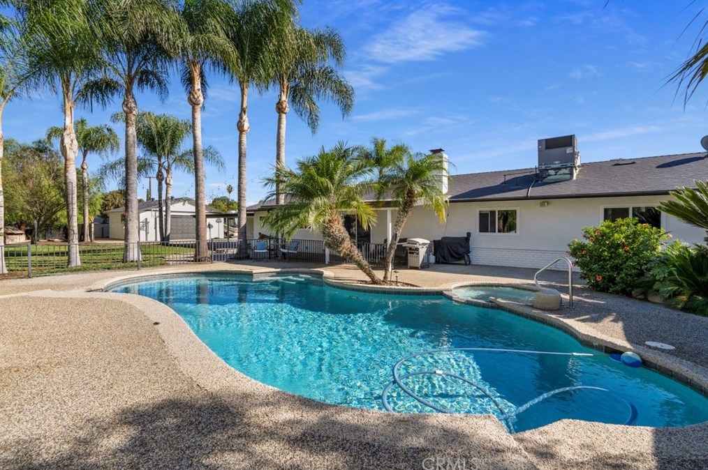 2484 Pinto Ln, Norco, CA 92860