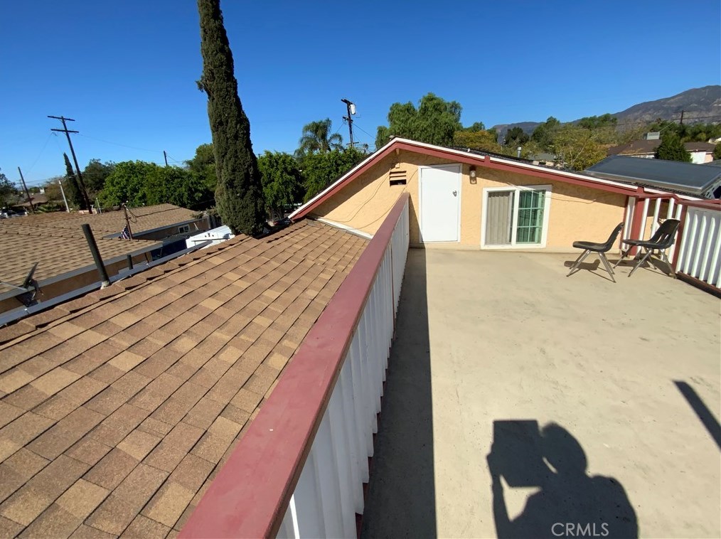 13080 Desmond St, Los Angeles CA  91331-1025 exterior