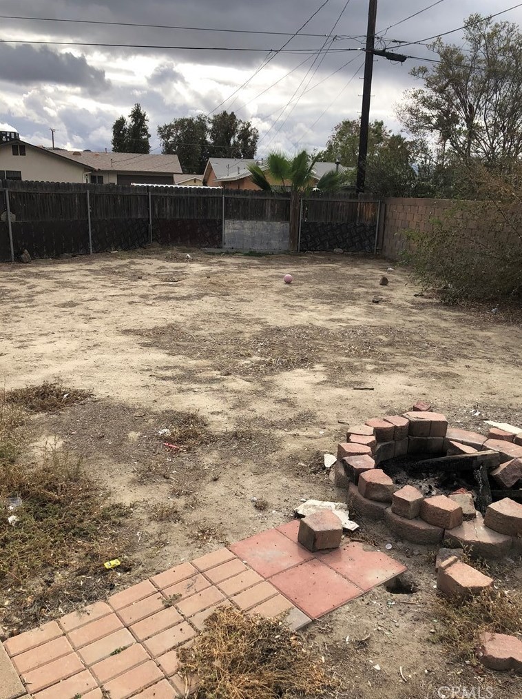 561 Lanier St, Hemet, CA 92543-6163