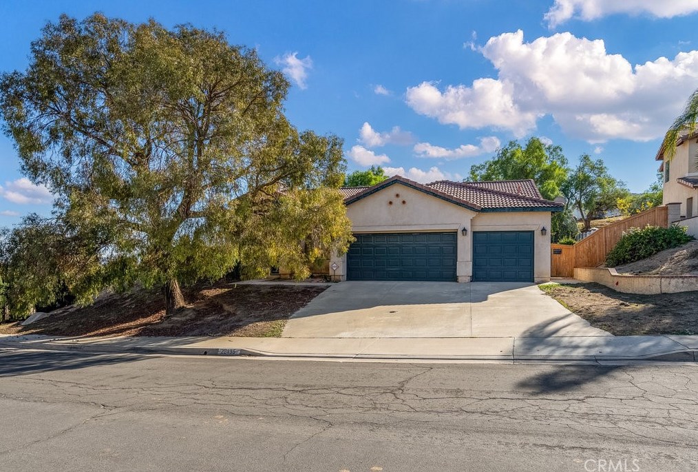 22495 Country Crest Dr, Moreno Valley, CA 92557-1711