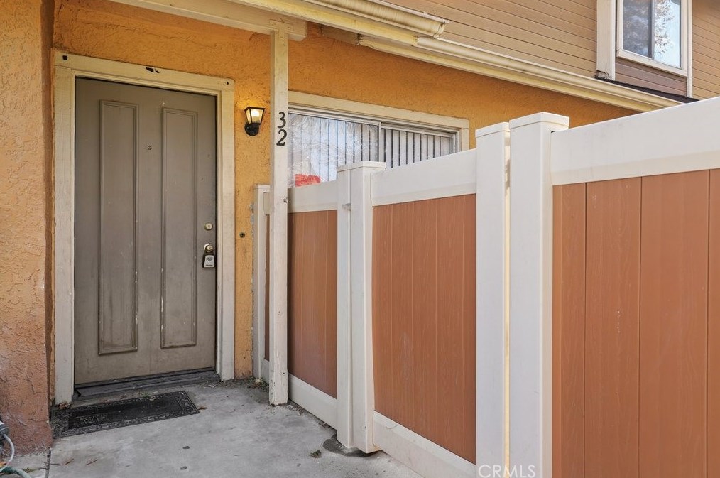 1460 Kendall Dr #32, San Bernardino, CA 92407