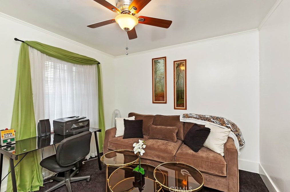 1237 62 St, Los Angeles CA  90001-1306 exterior