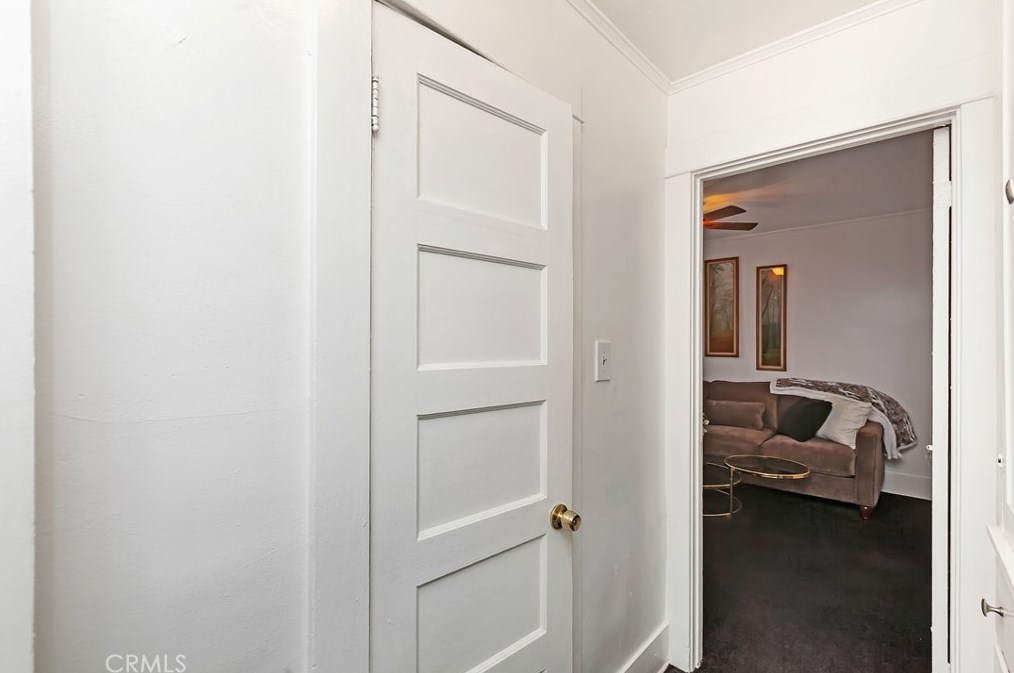 1237 62 St, Los Angeles CA  90001-1306 exterior