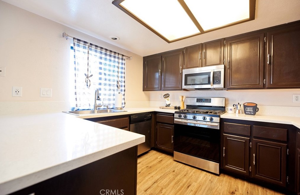 25760 Rancho Lucero Dr, Moreno Valley CA  92551-7052 exterior