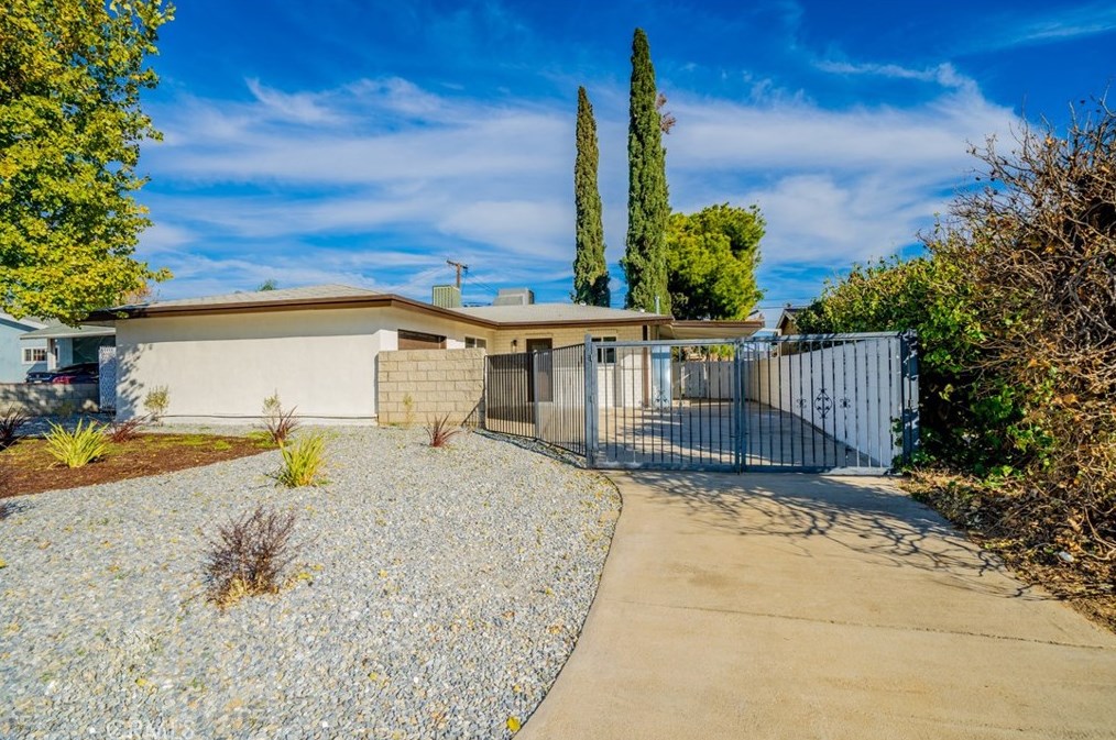 539 N Joyce Ave, Rialto, CA 92376