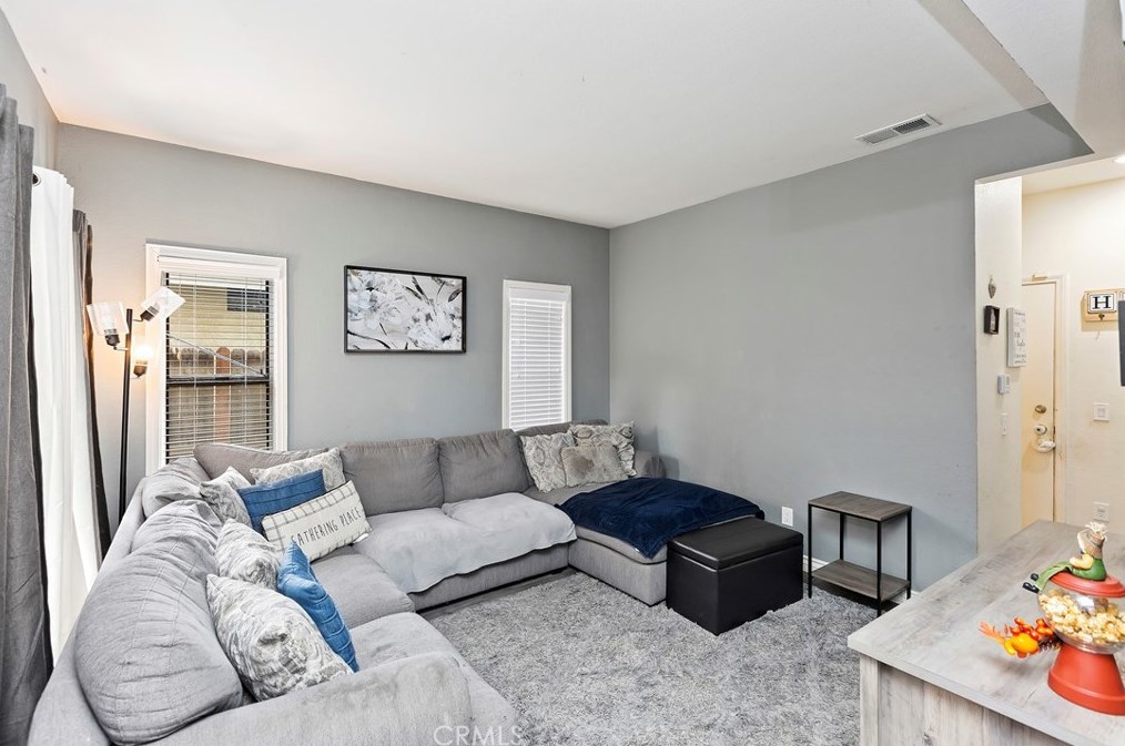 22699 Mountain View Rd, Moreno Valley CA  92557-2647 exterior