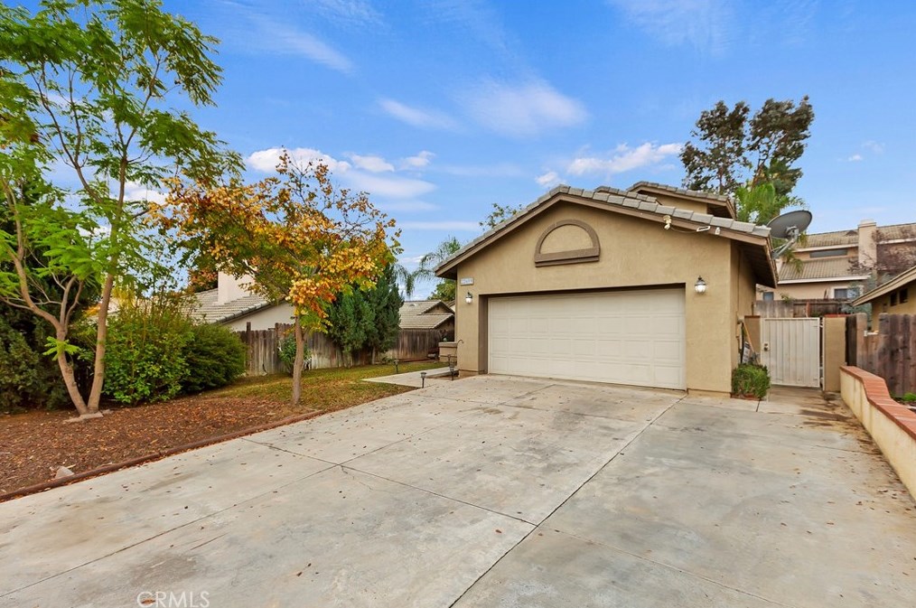 22699 Mountain View Rd, Moreno Valley CA  92557-2647 exterior