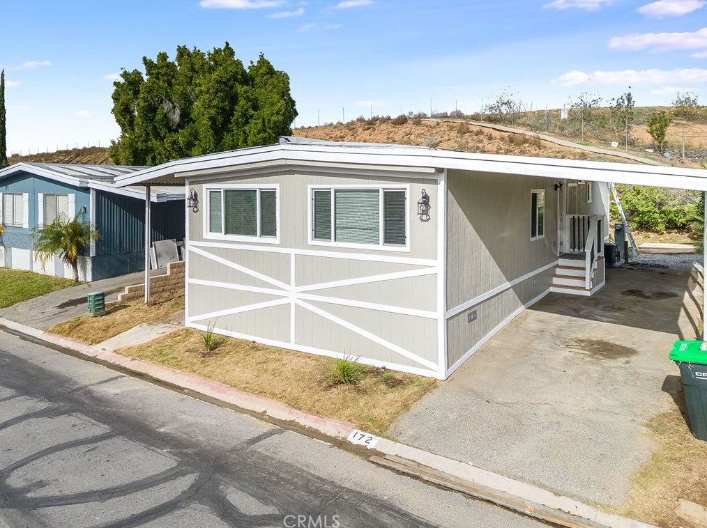 2851 S La Cadena Dr #172, Colton, CA 92324