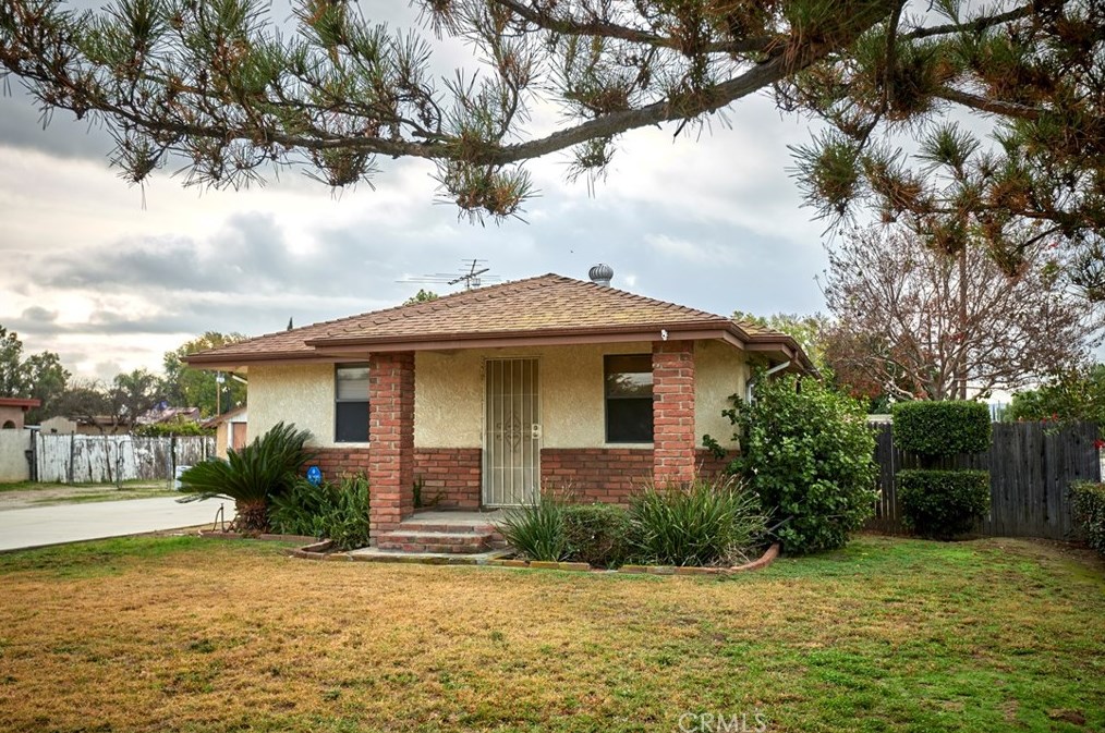 4991 G St, Chino, CA 91710