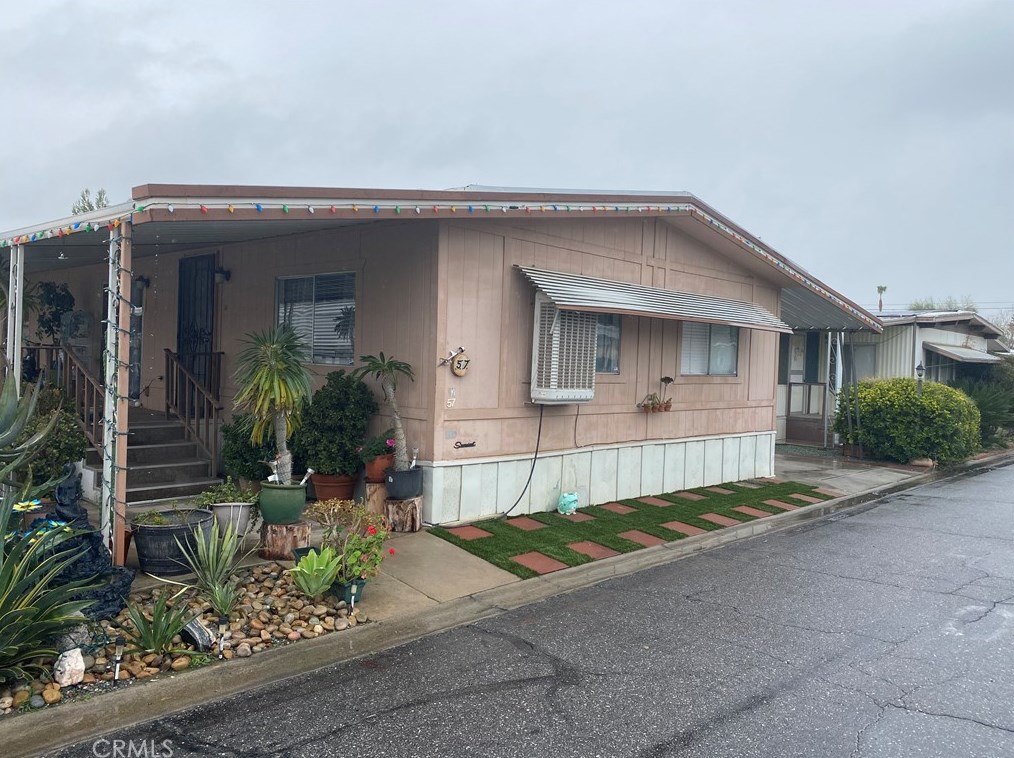 455 E 7th St Spc 57, San Jacinto, CA 92583
