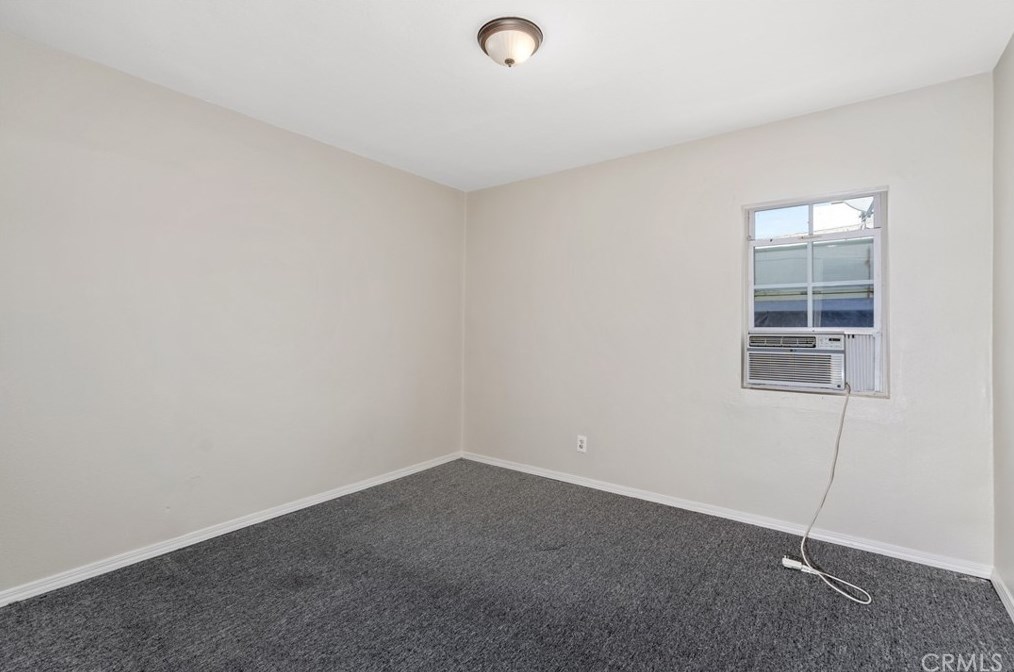 9515 Pace Ave, Los Angeles CA  90002-2117 exterior