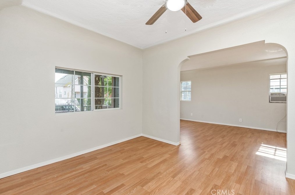 9515 Pace Ave, Los Angeles CA  90002-2117 exterior
