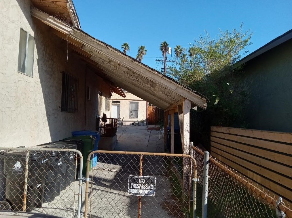 1242 Virgil Ave, Los Angeles, CA 90029-2018