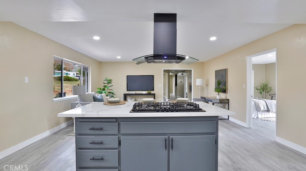 25021 Fran Lou Dr, Moreno Valley CA  92557-5202 exterior