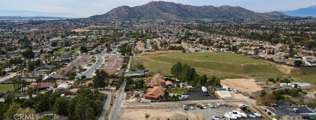 25021 Fran Lou Dr, Moreno Valley CA  92557-5202 exterior