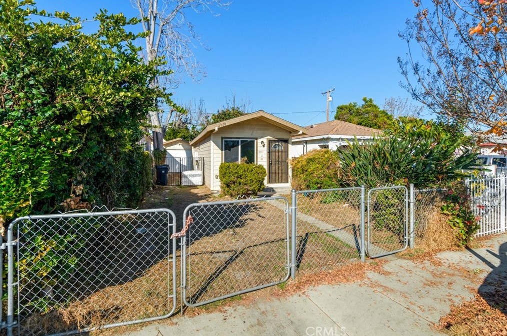 2057 E Lucien St, Compton, CA 90222