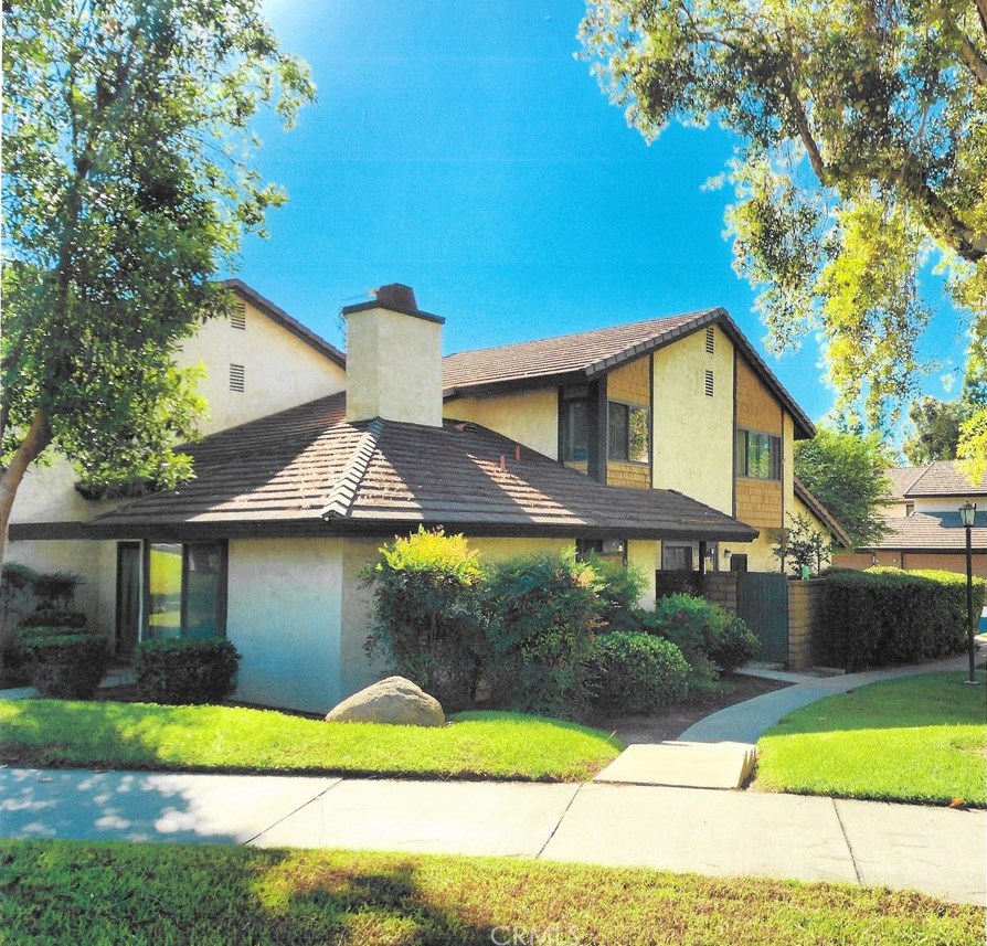 779 Via Sierra Nevada, Riverside, CA 92507