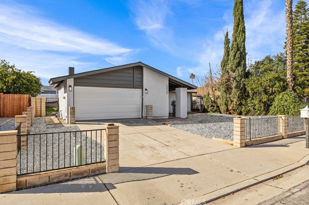 13737 Moreno Way, Moreno Valley, CA 92553