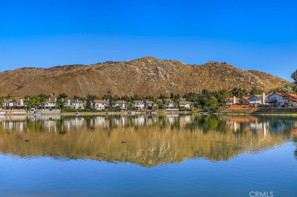 10970 Shady Glade Rd, Moreno Valley CA  92557-3910 exterior