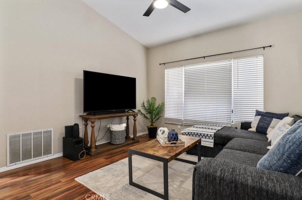 10970 Shady Glade Rd, Moreno Valley CA  92557-3910 exterior