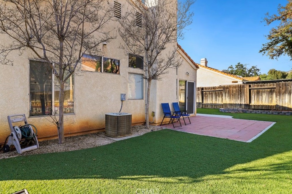 10970 Shady Glade Rd, Moreno Valley CA  92557-3910 exterior