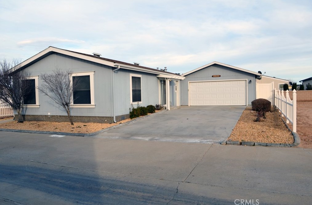 22241 Nisqually Rd #38, Apple Valley, CA 92308